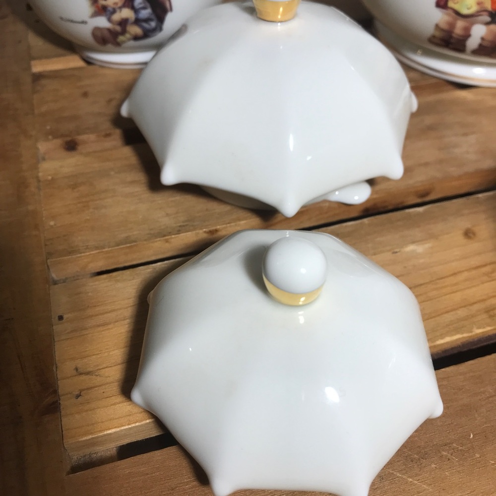 Hummel Stormy Weather Porcelain Tea Set - Picture 13 of 16